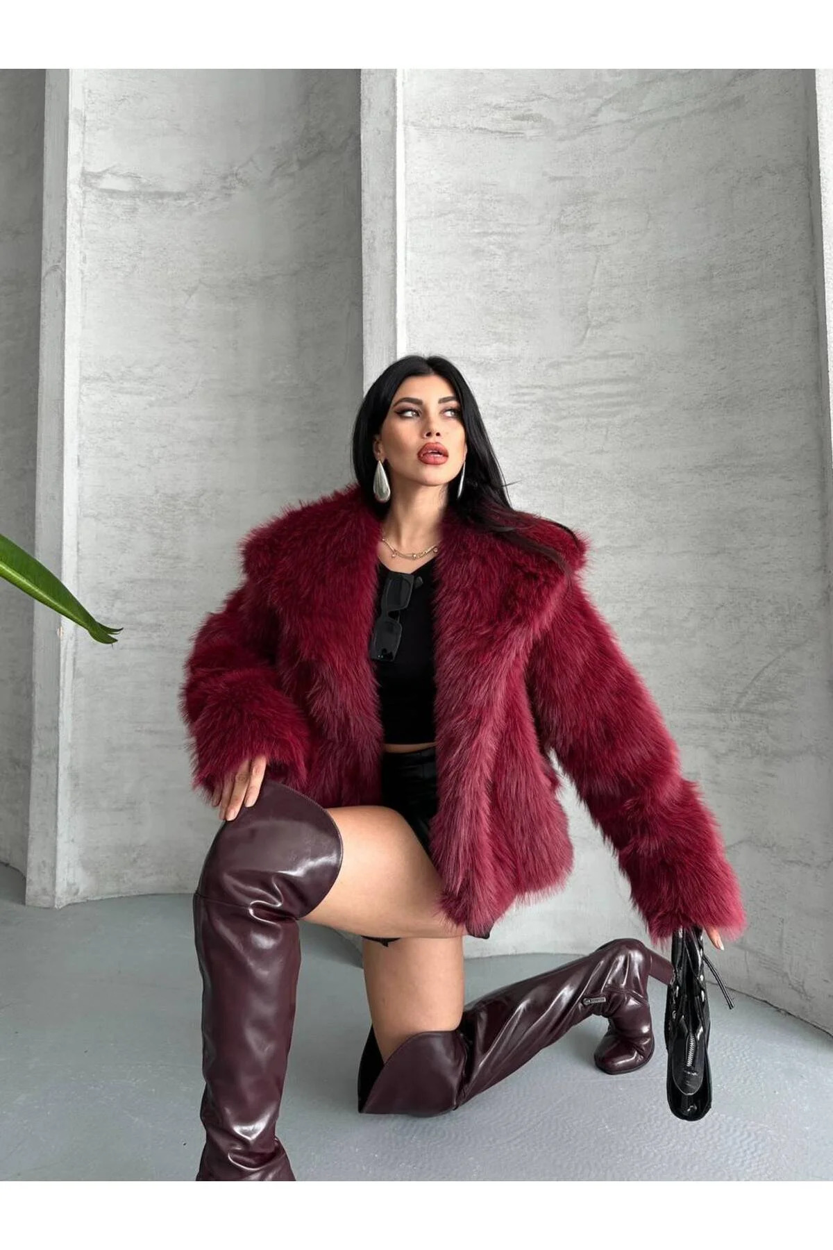 TİLLE DAME Yumuşak Dokunuşlu Oversize Premium Kürk Peluş Mont görsel 3