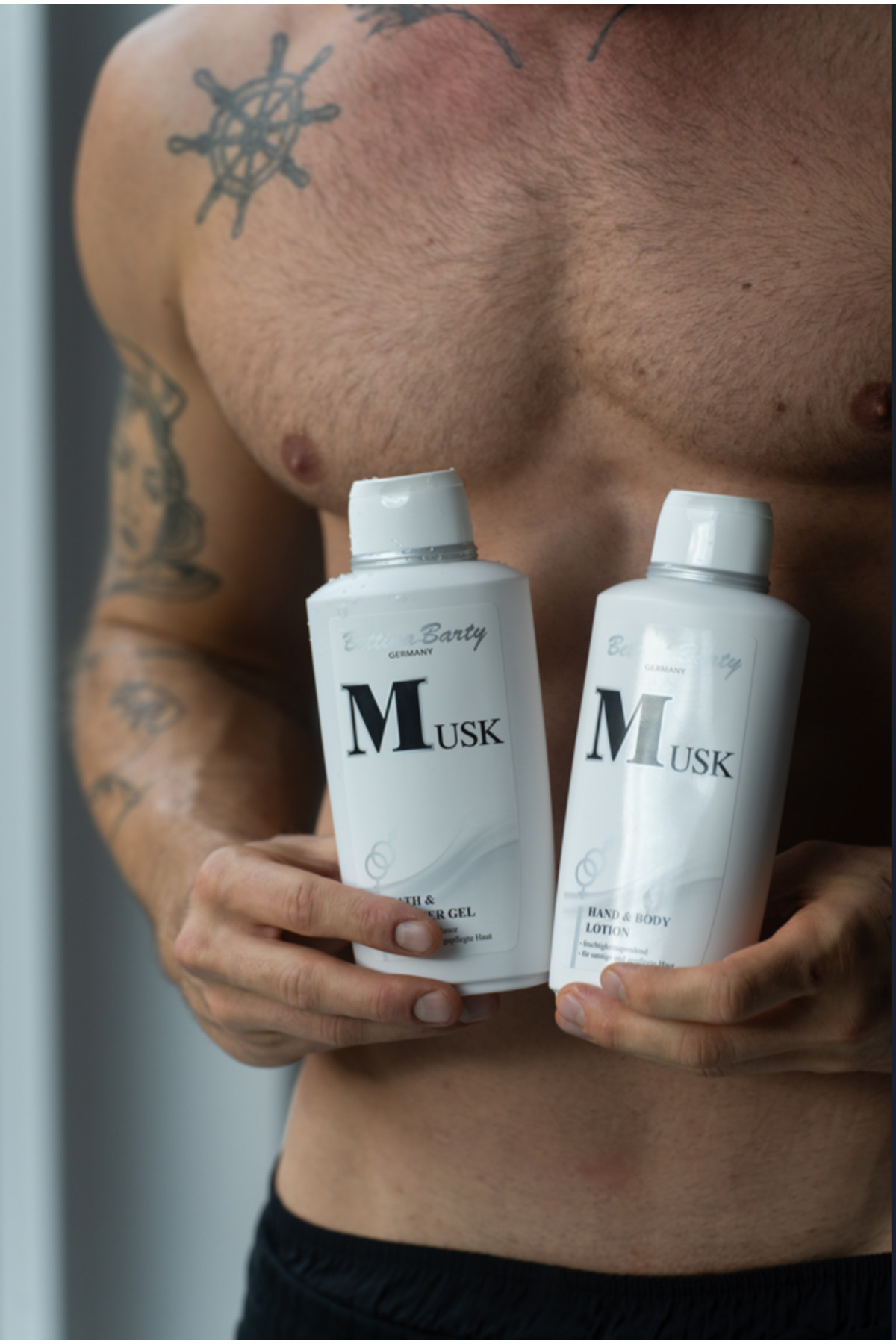 Musk El ve Vücut Losyonu 500 ml – Pudramsı ve Kalıcı Misk Kokulu – Unisex — 4008268003166 — تصویر 6 از 8