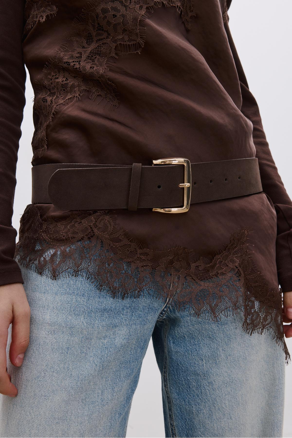 Stradivarius Yarı geniş suni süet kemer