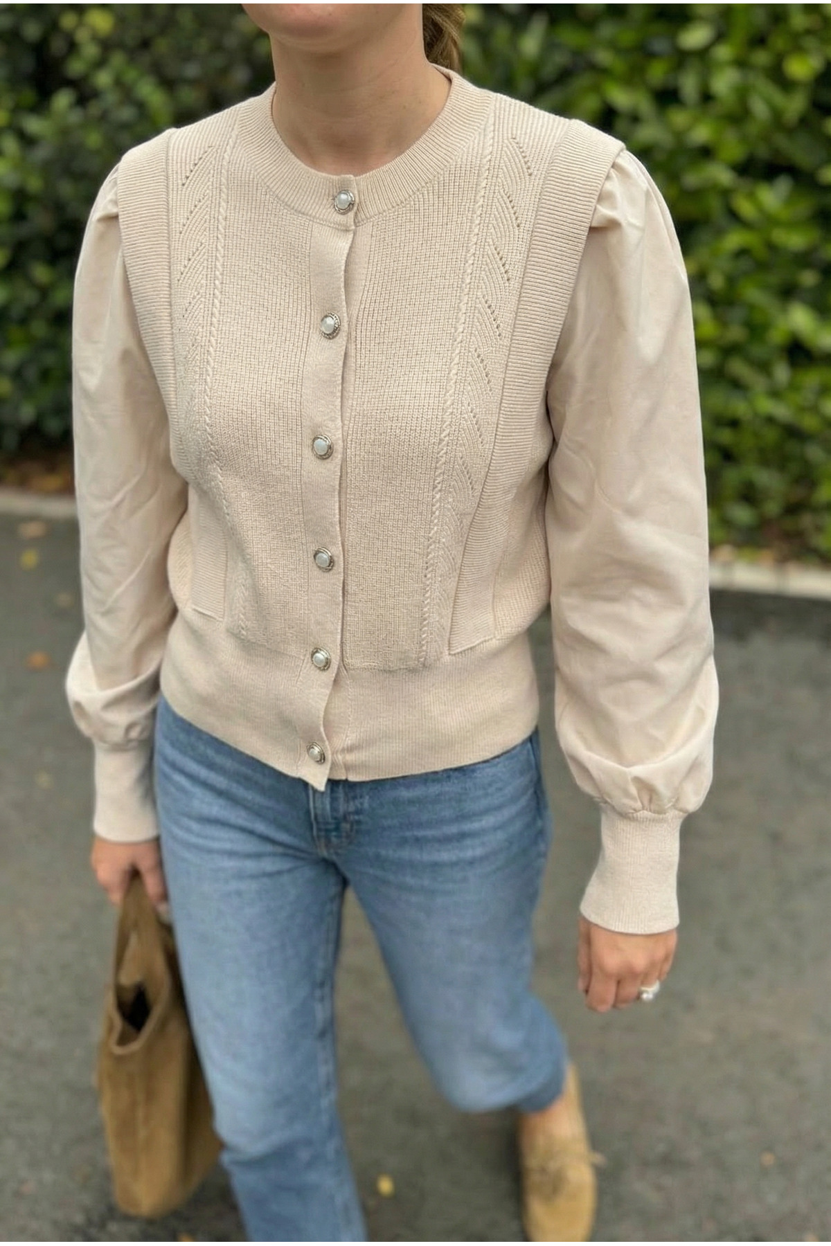 FEMELLE  Kadın Bej Bilekleri Triko Kolları Kumaş Düğmeli Triko Hırka - Görsel 4