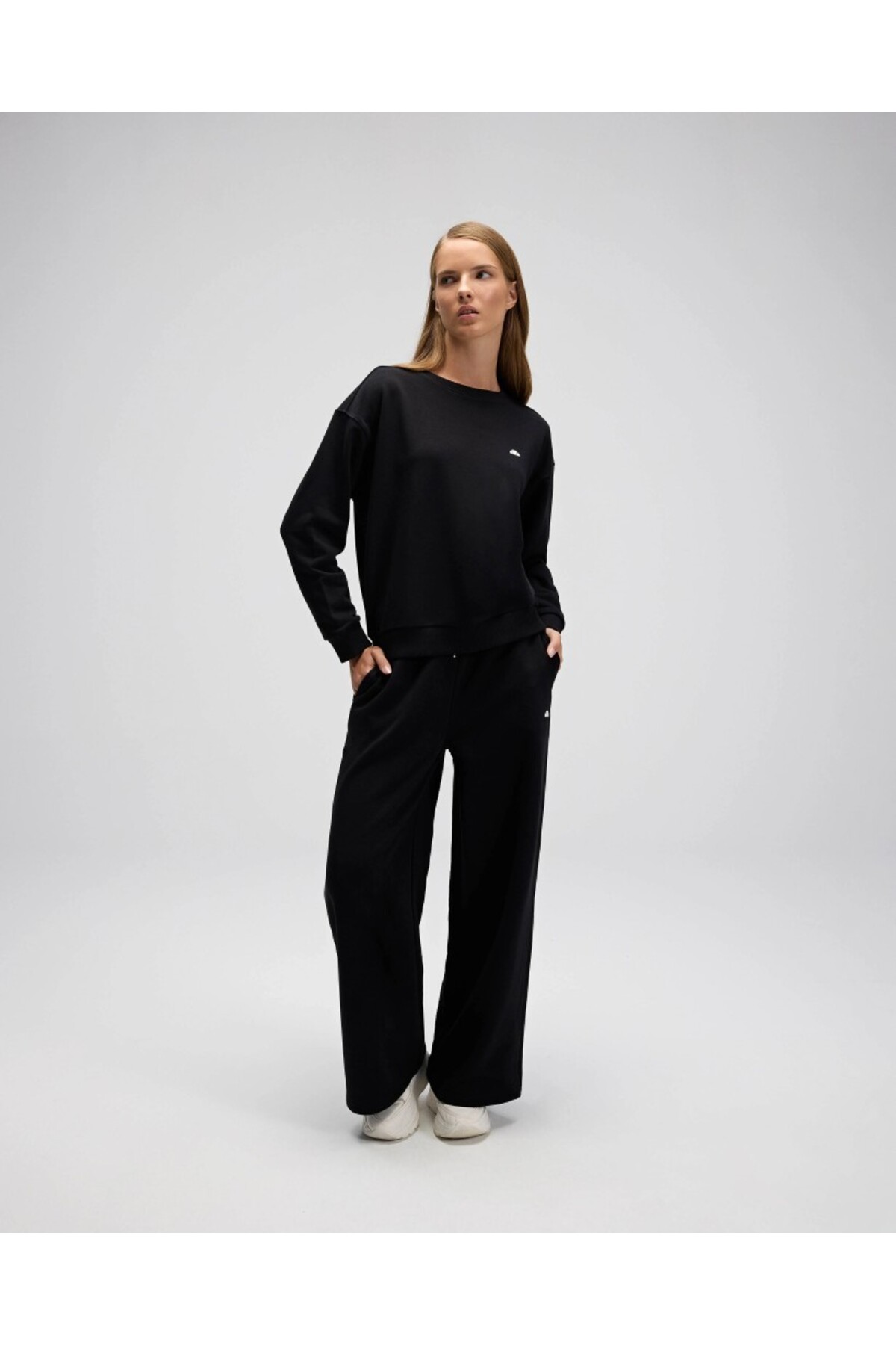 Ellesse EF527-BK Kadın Siyah Sweat görsel 5