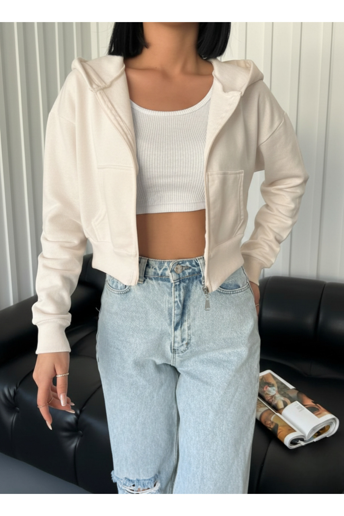 SmallTouch  Kapüşonlu Fermuarlı Ekru Crop Hırka