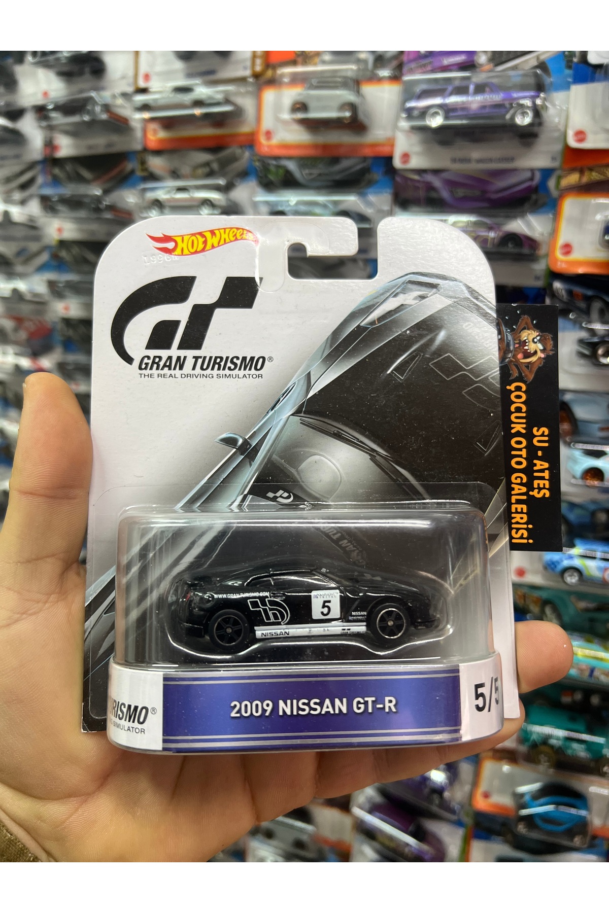HOT WHEELS Nissan 2009 Gt-r 1.64 özel seri koleksiyon ürünü