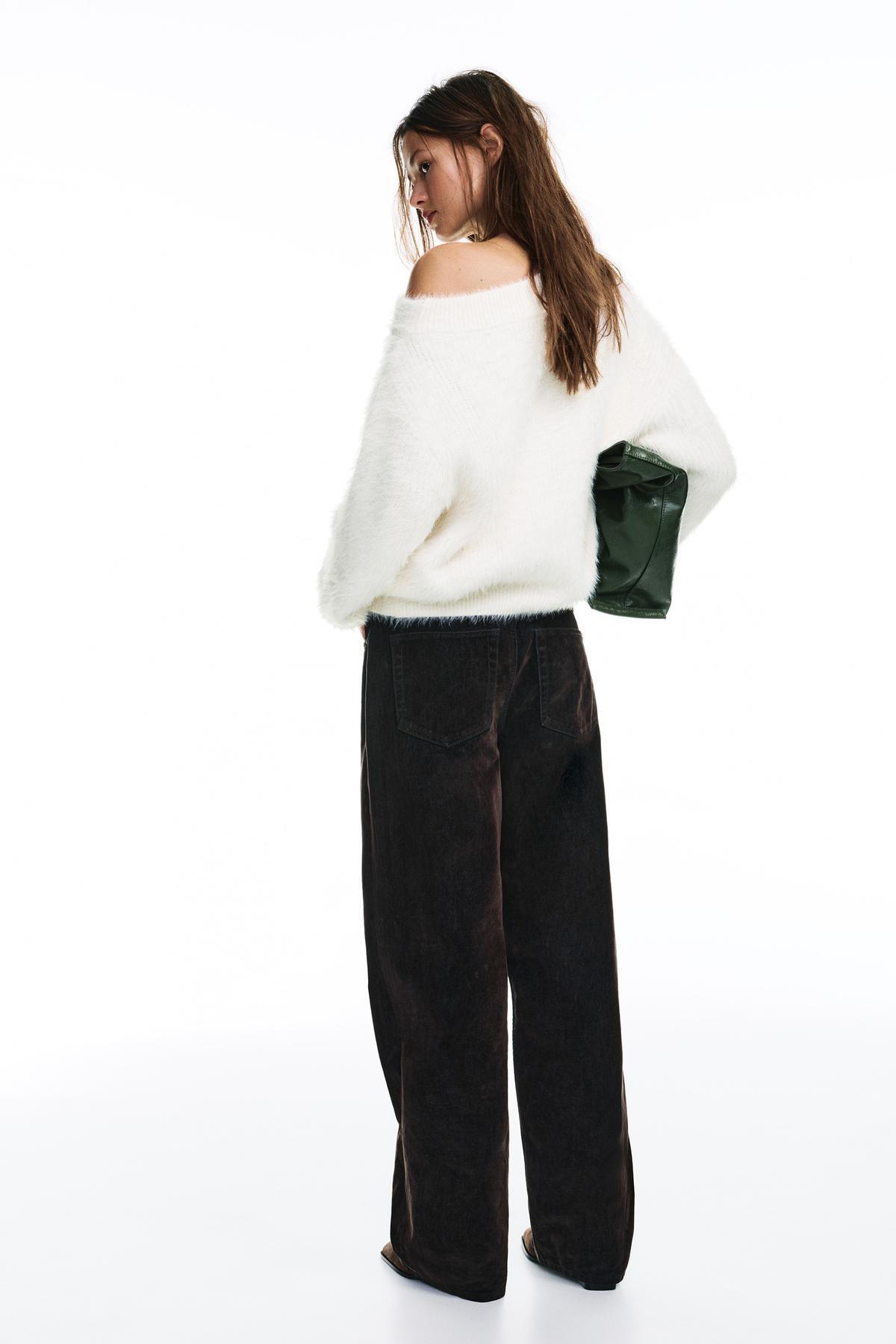 Pull & Bear  Asimetrik suni kürk kazak - Görsel 3