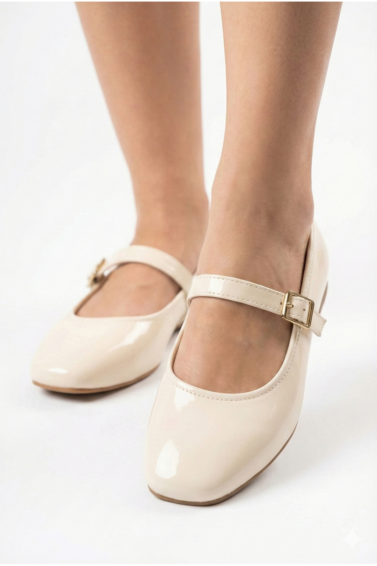 StWenn  Kadın Babet Ayakkabı Rugan Krem Altın Tokalı Şık Hafif Ortopedik Ses Yapmaz Taban - Görsel 3