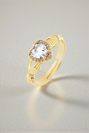 Lorivelle Pırlanta Montür Kalp Tektaşlı Eller Arasında Sonsuz Sadakat Sembolü...