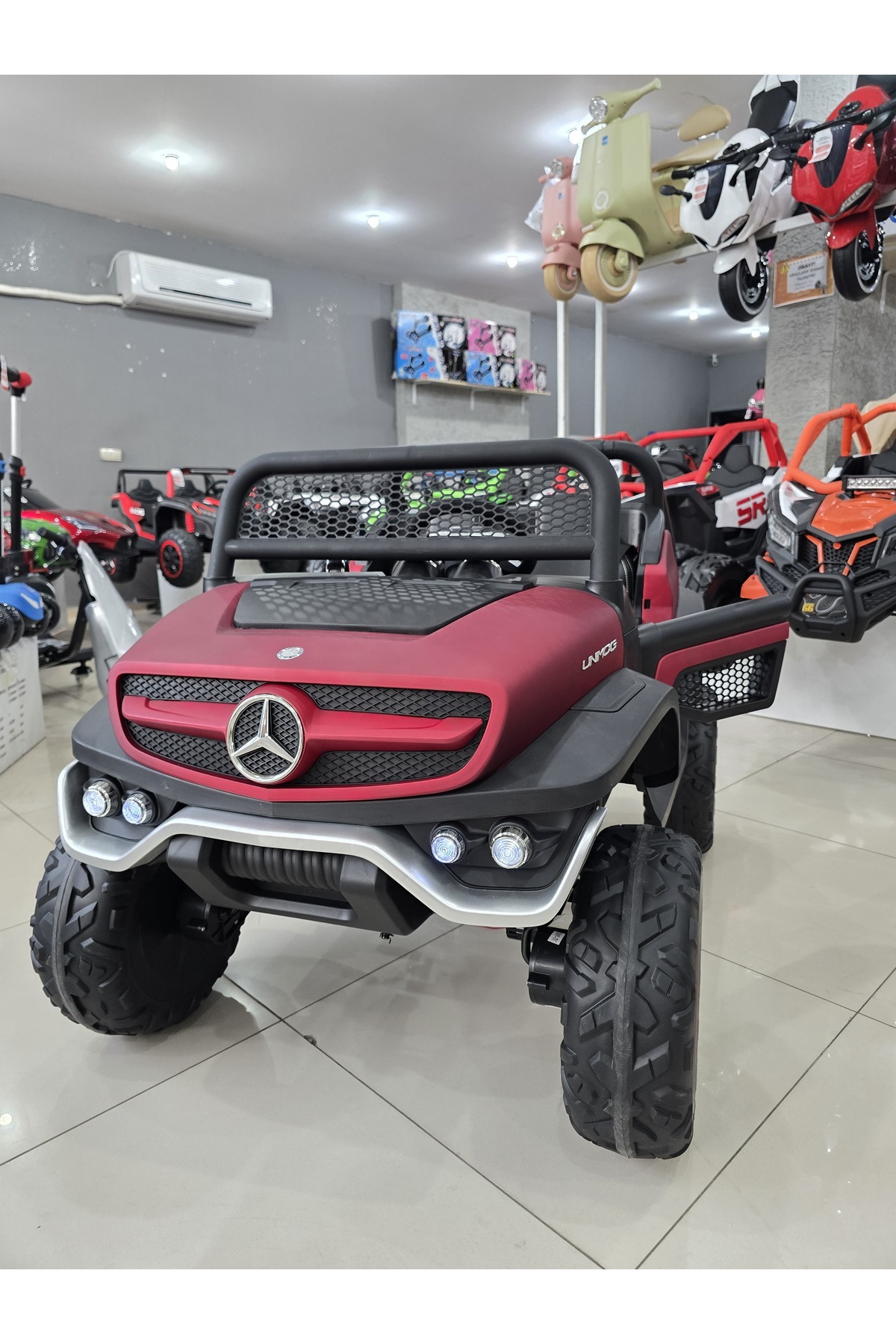 Fable Lisanslı Mercedes-Benz Unimog! 24V, 4X4, Kauçuk Lastik, Uzaktan Kumandalı