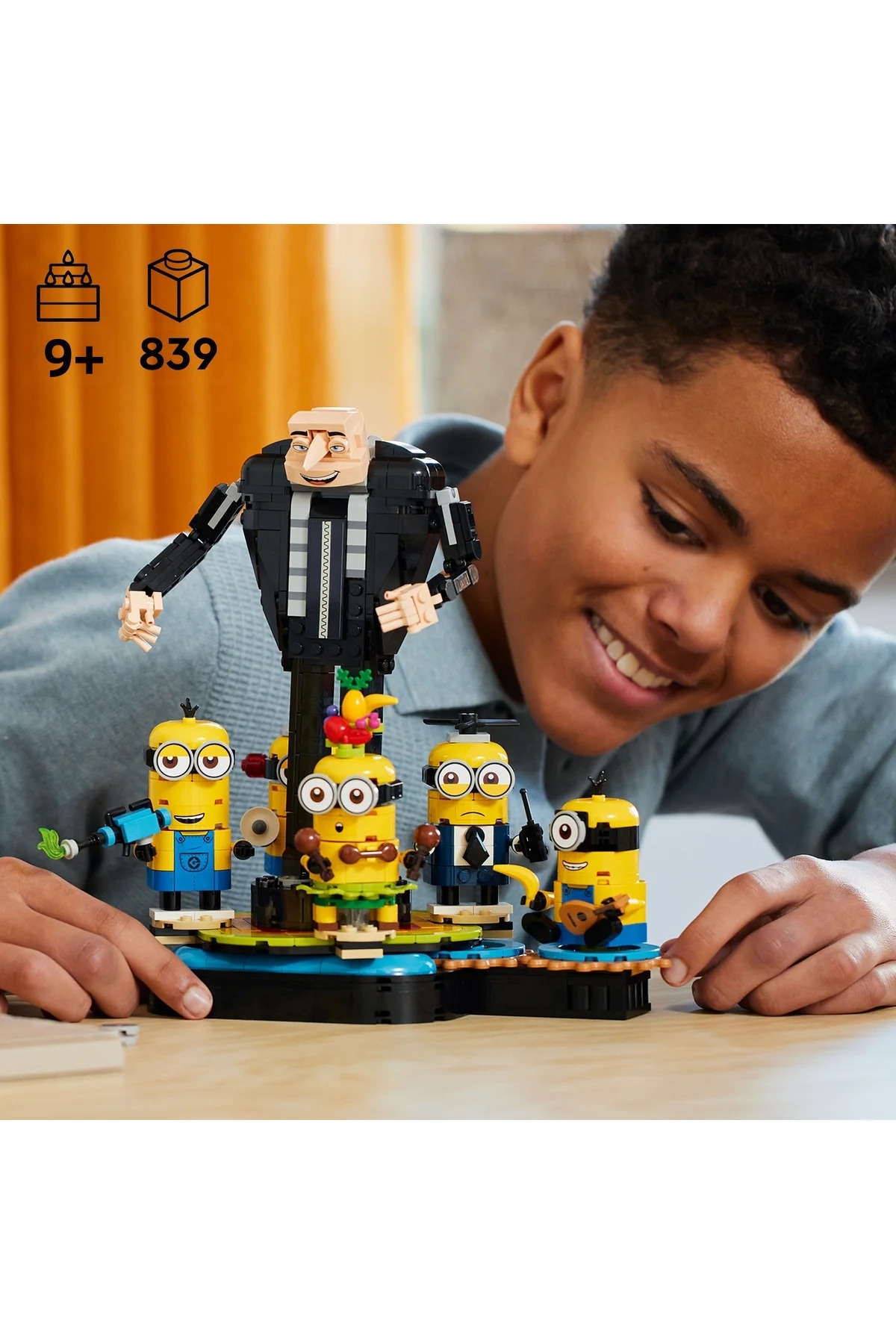 عروسکGru و منین‌ها از فیلم «من نفرت‌انگیز ۴» – مناسب برای سنین ۹ سال و بالاتر، مونتاژ ۸۳۹ قطعه‌ای