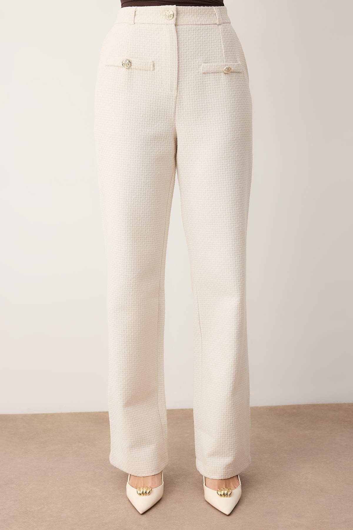 Trendyolmilla  Ekru Tüvit Düğme Detaylı Pantolon TWOAW26PL00172 - Görsel 6