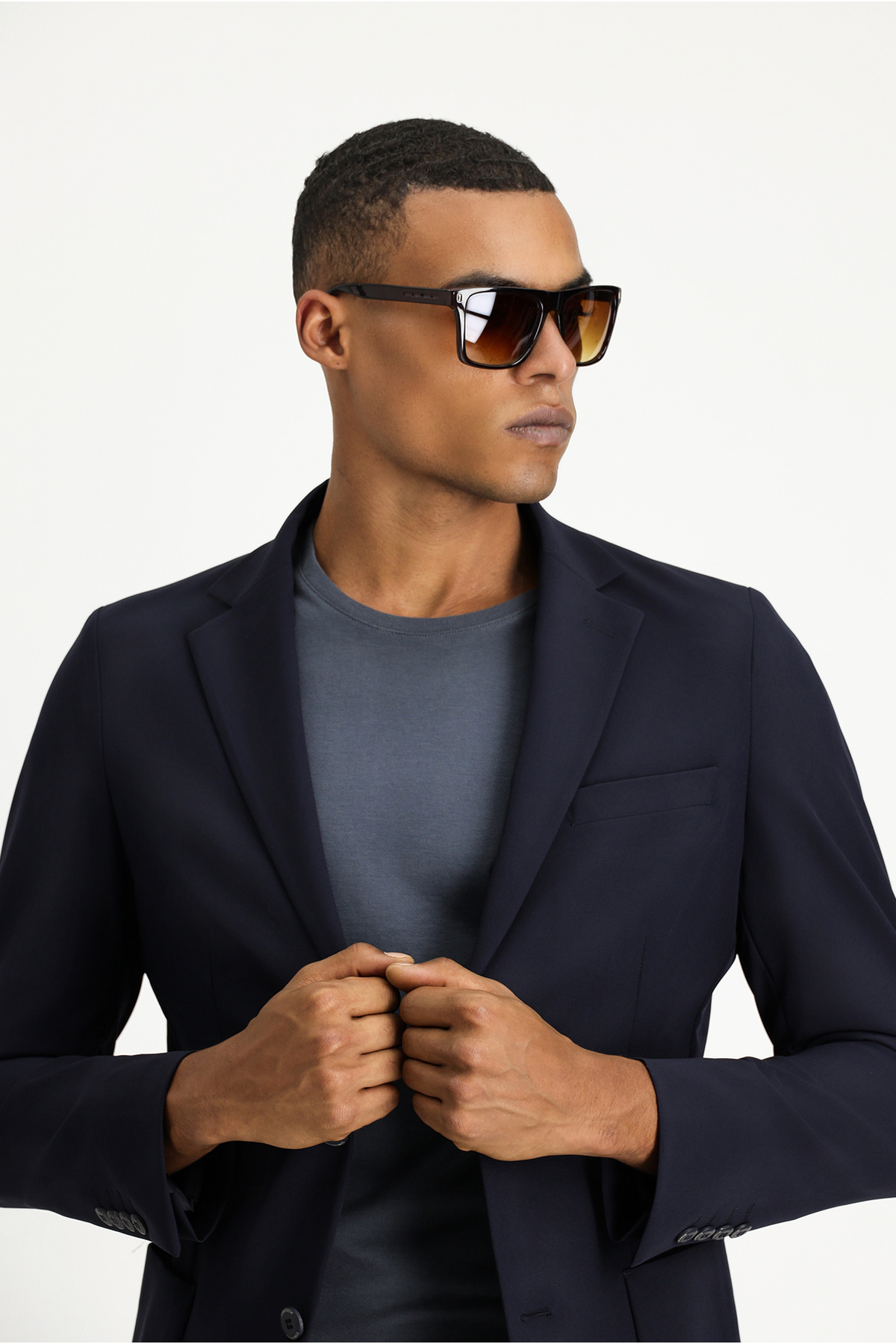 Kiğılı  Düz Takım Elbise - Görsel 6