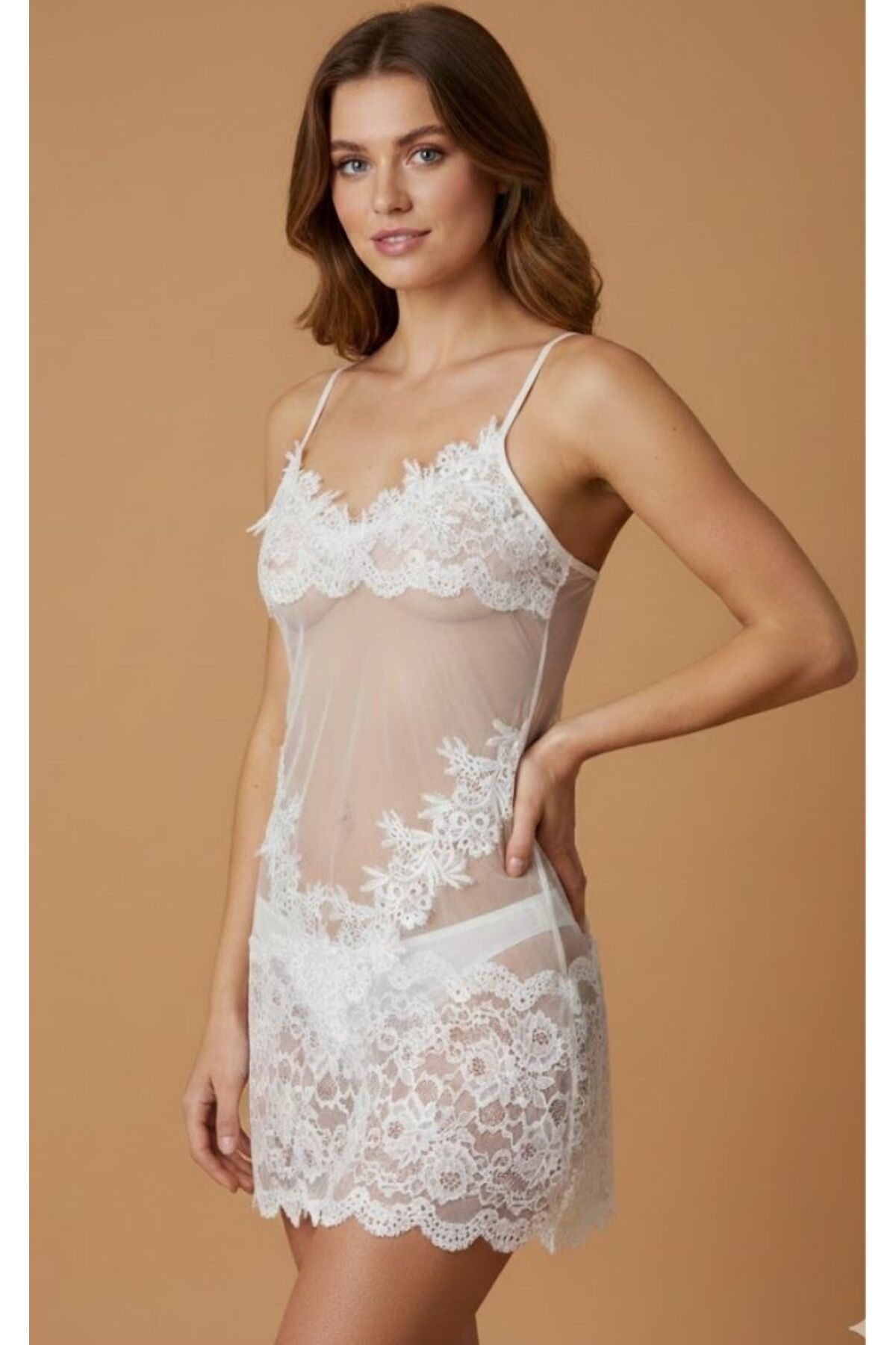 zau Dantel İşlemeli Şeffaf Tül Gecelik – Beyaz