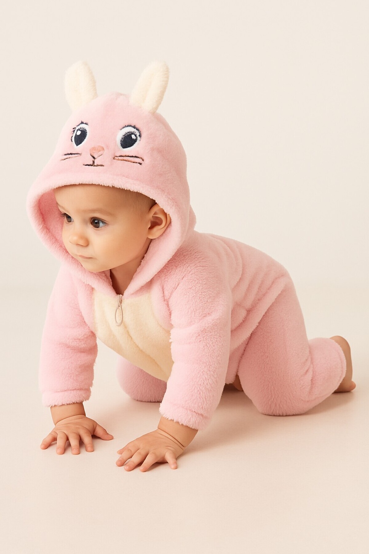 Chicsy Baby Unisex Bebek Kapüşonlu Tavşan Desenli Peluş Tulum fotoğrafı 3 (önizleme)