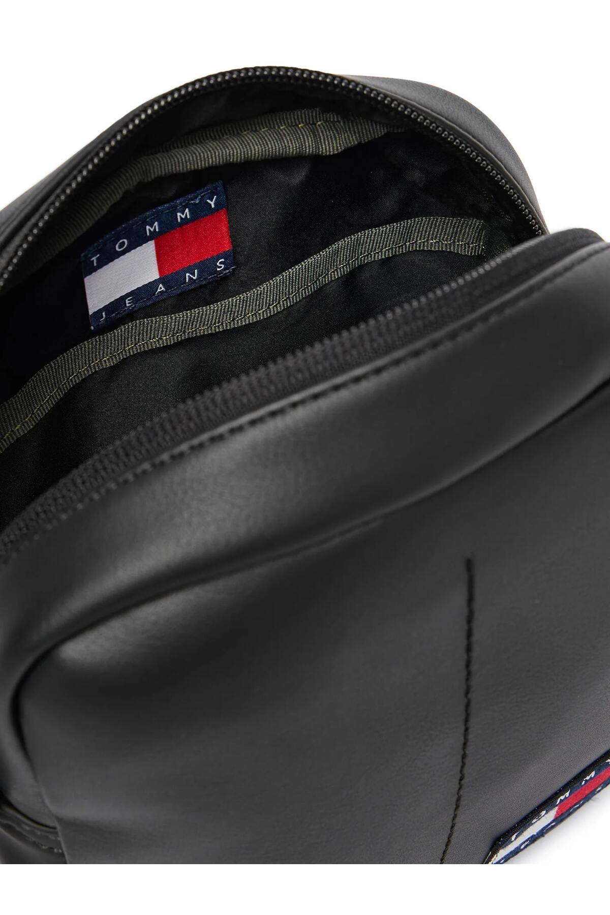 Tommy Hilfiger Siyah Erkek Postacı Çantası TJM ESS DAILY PU REPORTER görsel 4