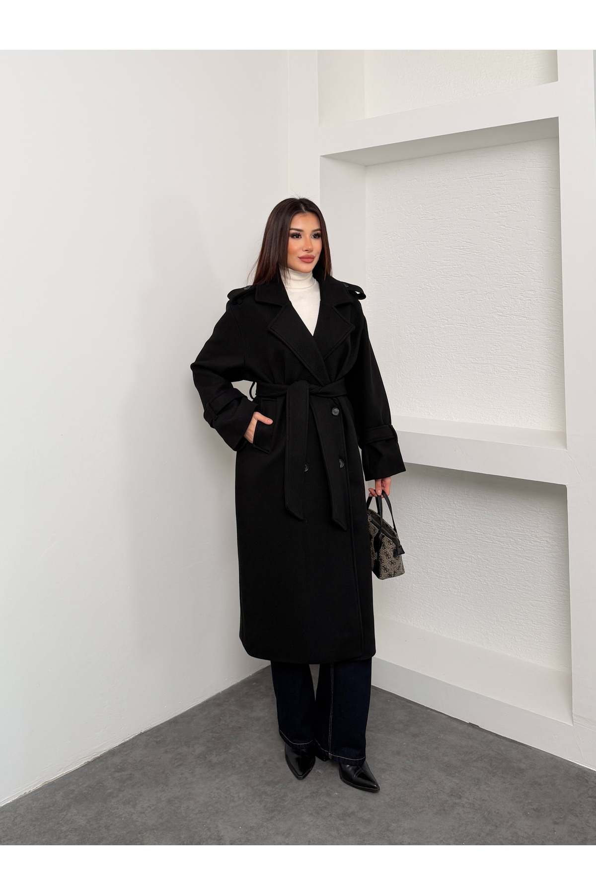 Perryes  Kadın Siyah Kaşe Kaban Uzun Kışlık Kuşaklı Şık Palto Mont - Görsel 4