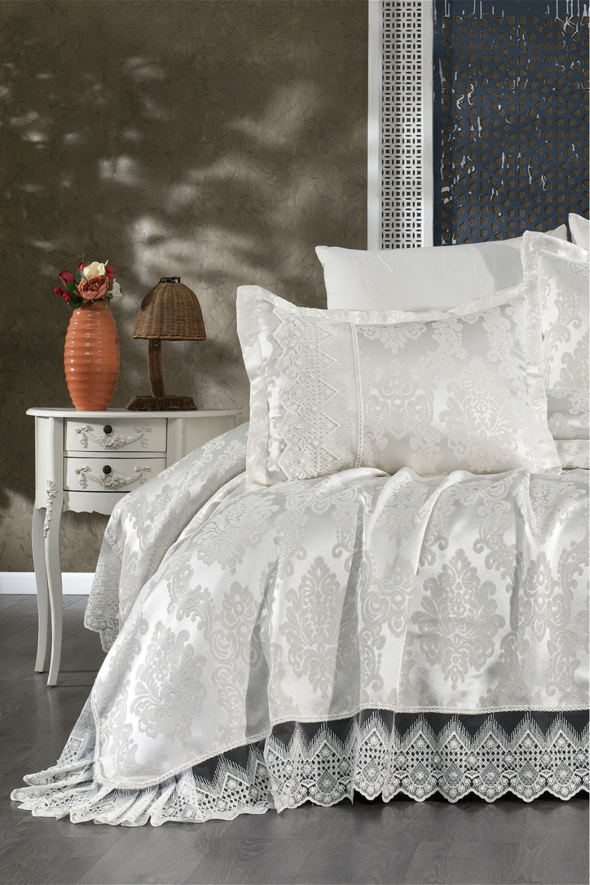 Mystery Guipure Bedspread 3 Pieces (CREAM)