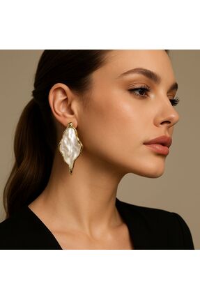 HAZAL KAYA ATELIER Yaprak Kadın Küpe