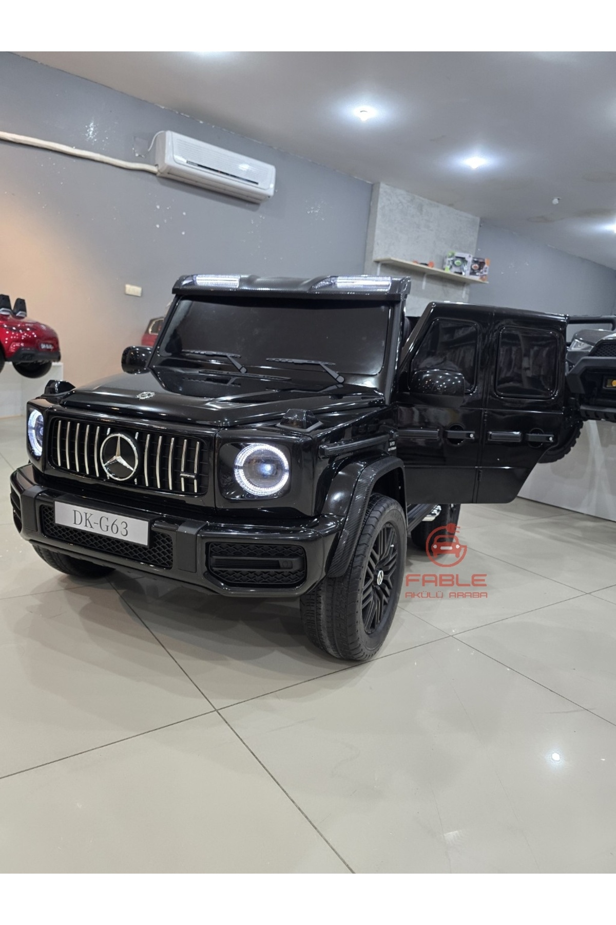 Fable Mercedes G63 Dev Boy! Lisanslı, 24 Volt! 4X4, Tabletli, Yumuşak Lastik, Çift Kişilik, MP4 Video