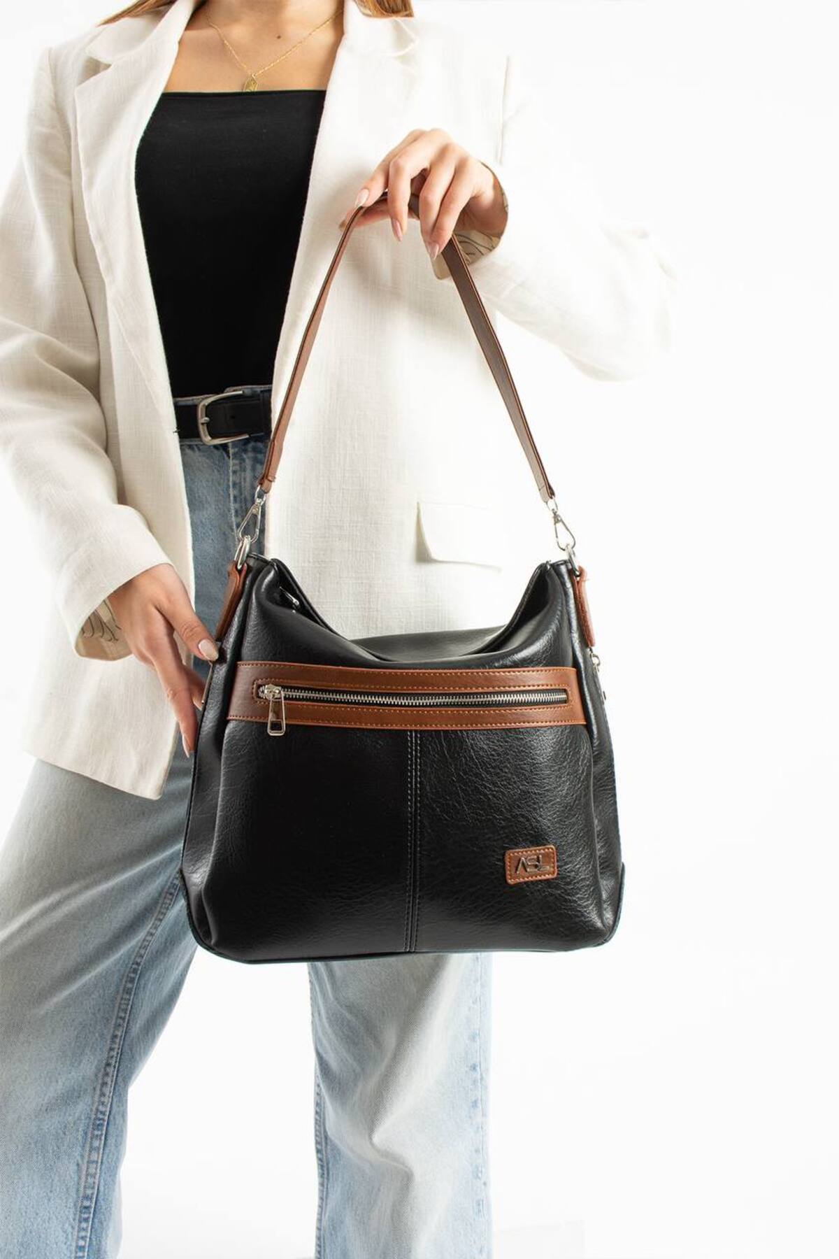 Women's 1st Class Workmanship Shabby Shoulder Bag