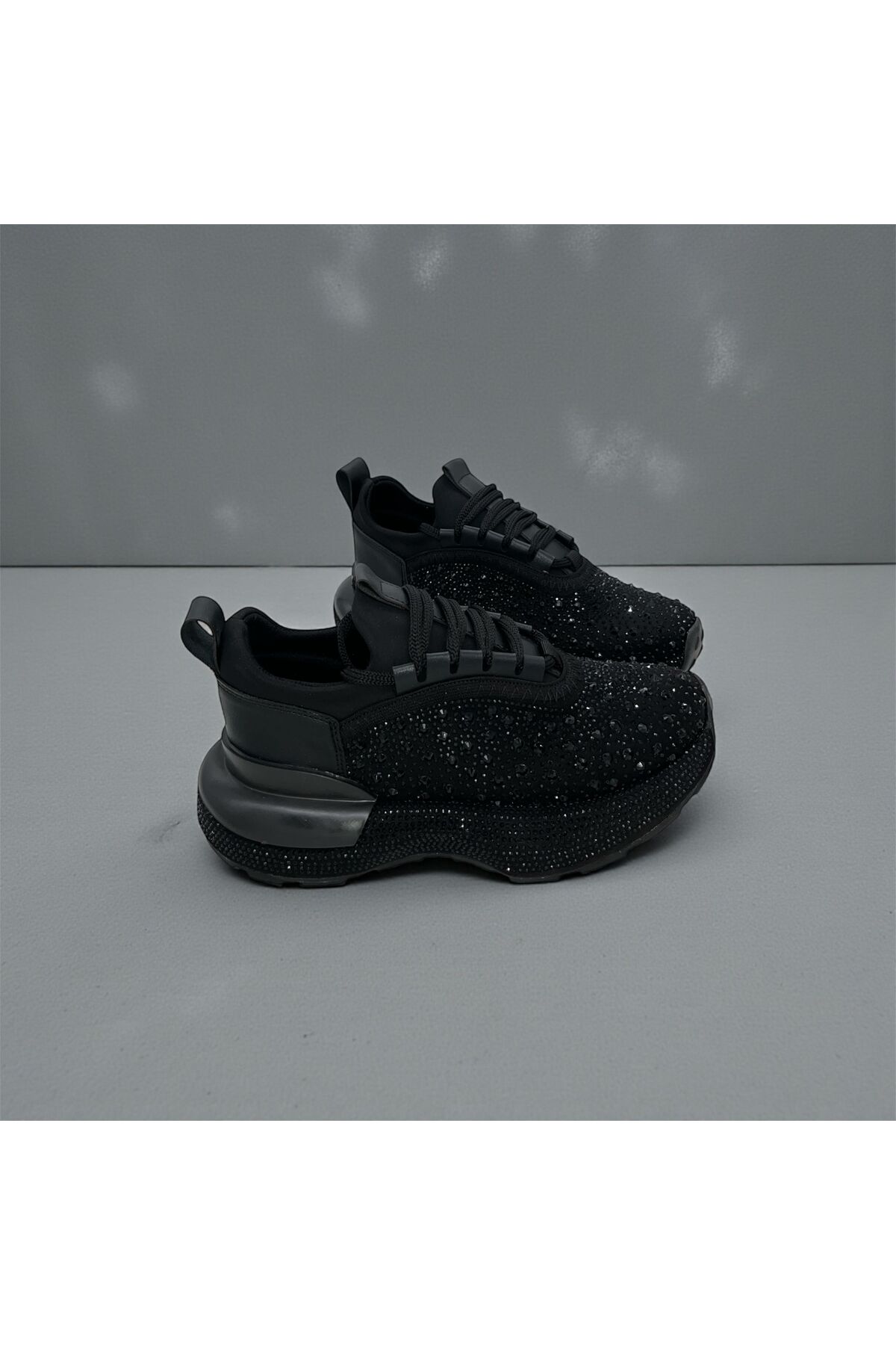 Rexba Дамски обувки с камъни и връзки, стилни, удобни, подходящи за ежедневие...