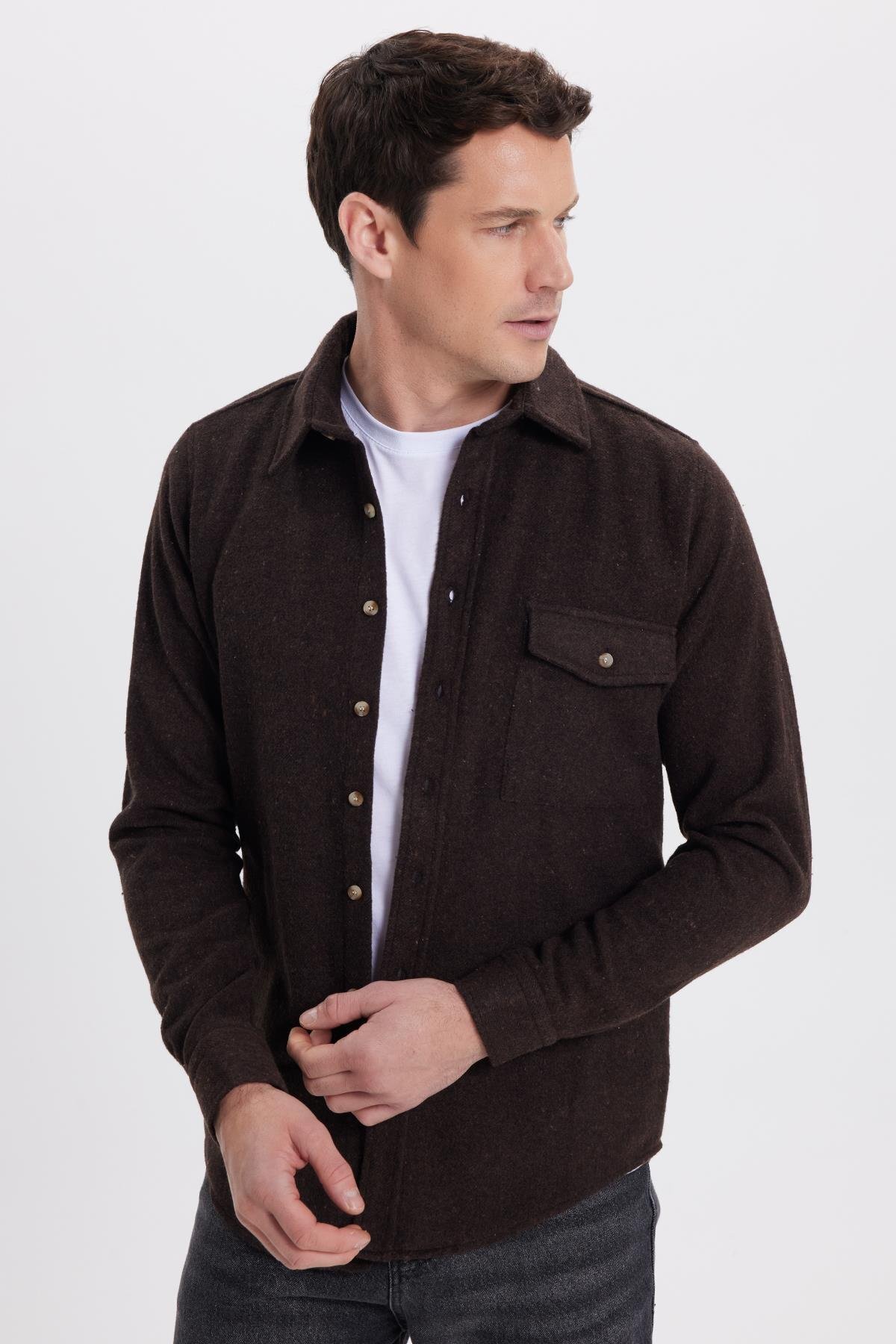 Tudors  Erkek Slim Fit Tek Cep Kapaklı Düz Oduncu Spor Koyu Kahve Gömlek - Görsel 3