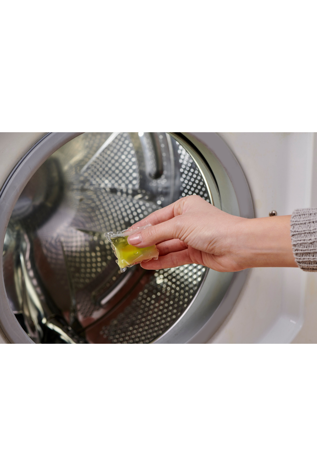 Chicco JEL KAPSÜL ÇAMAŞIR DETERJANI 20 ADET fotoğrafı 2 (önizleme)