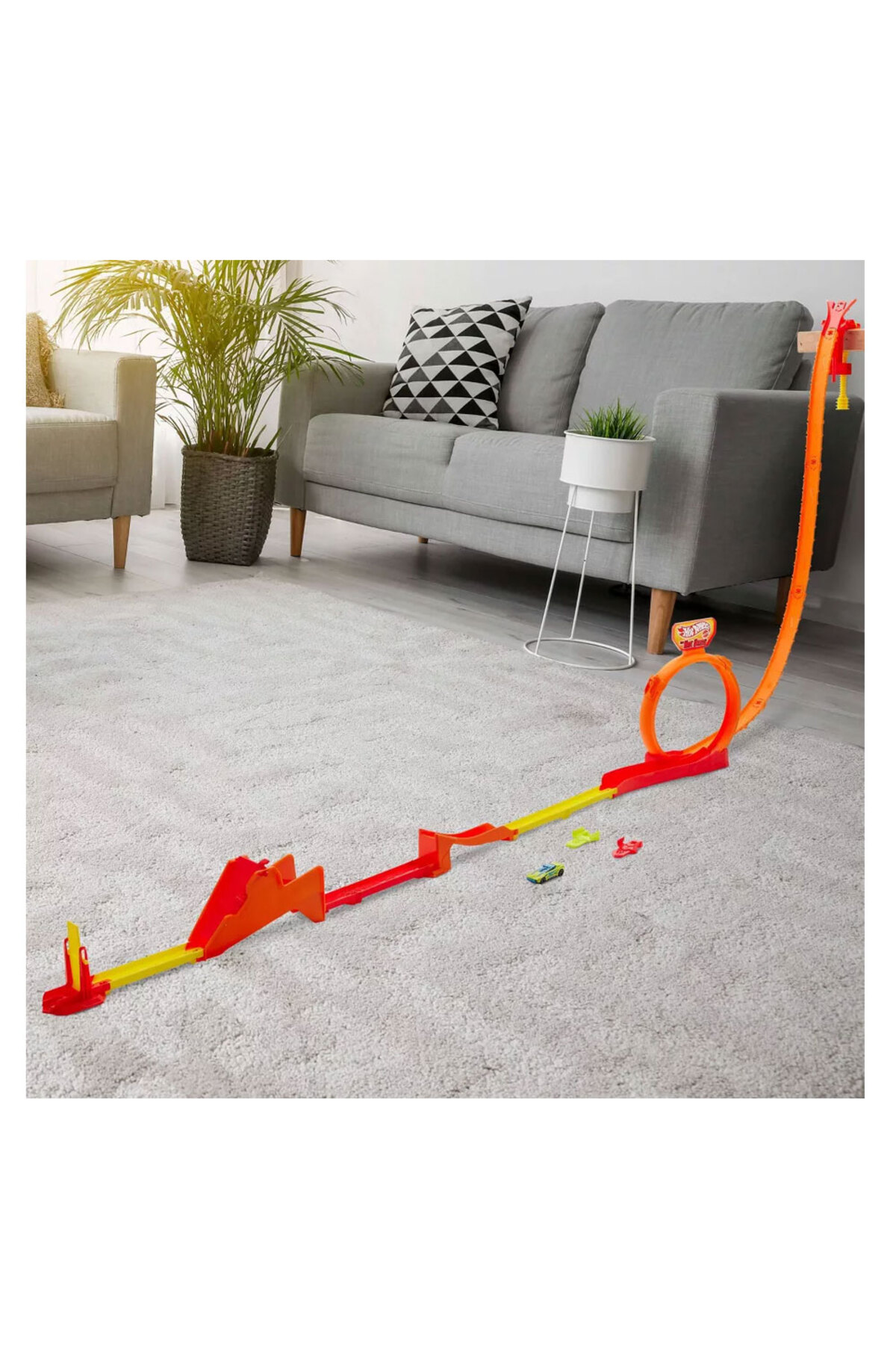 HOT WHEELS Hot Ones Süper Zıplayış Pisti JCX69 - Fiyatı, Yorumları
