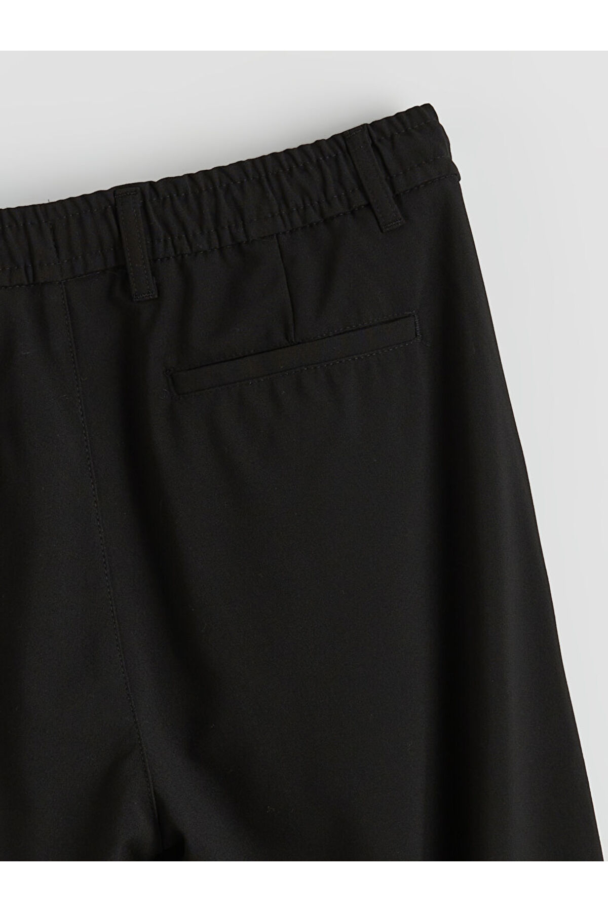 LC Waikiki Siyah Slim Fit Erkek Pantolon görsel 7