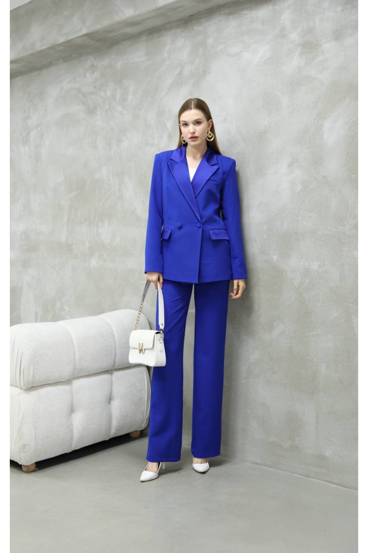 Costume tailleur veste pantalon femme avec détails satin SAX - Görsel 6