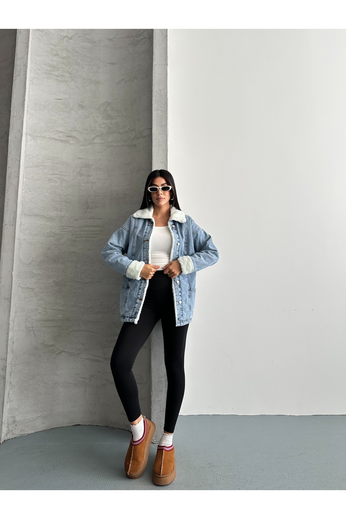 SOLİS MODA  Kadın Mavi Denim Detaylı Peluş Ceket Mont - Görsel 2