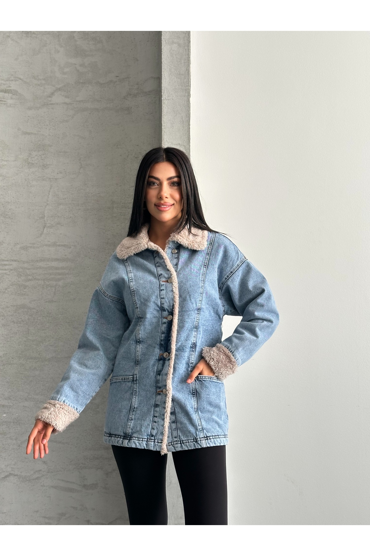SOLİS MODA  Kadın Mavi Denim Detaylı Peluş Ceket Mont - Görsel 3