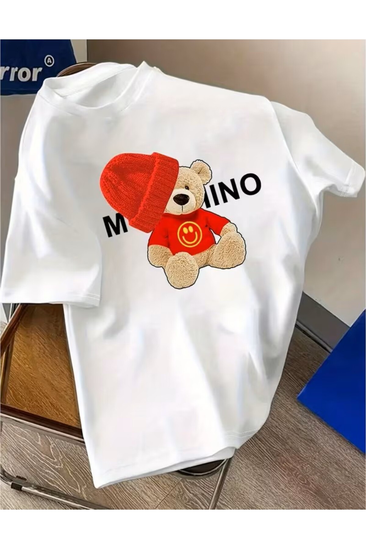 Marco Fresco Футболка з принтом «Ведмідь у червоній шапці» Unisex