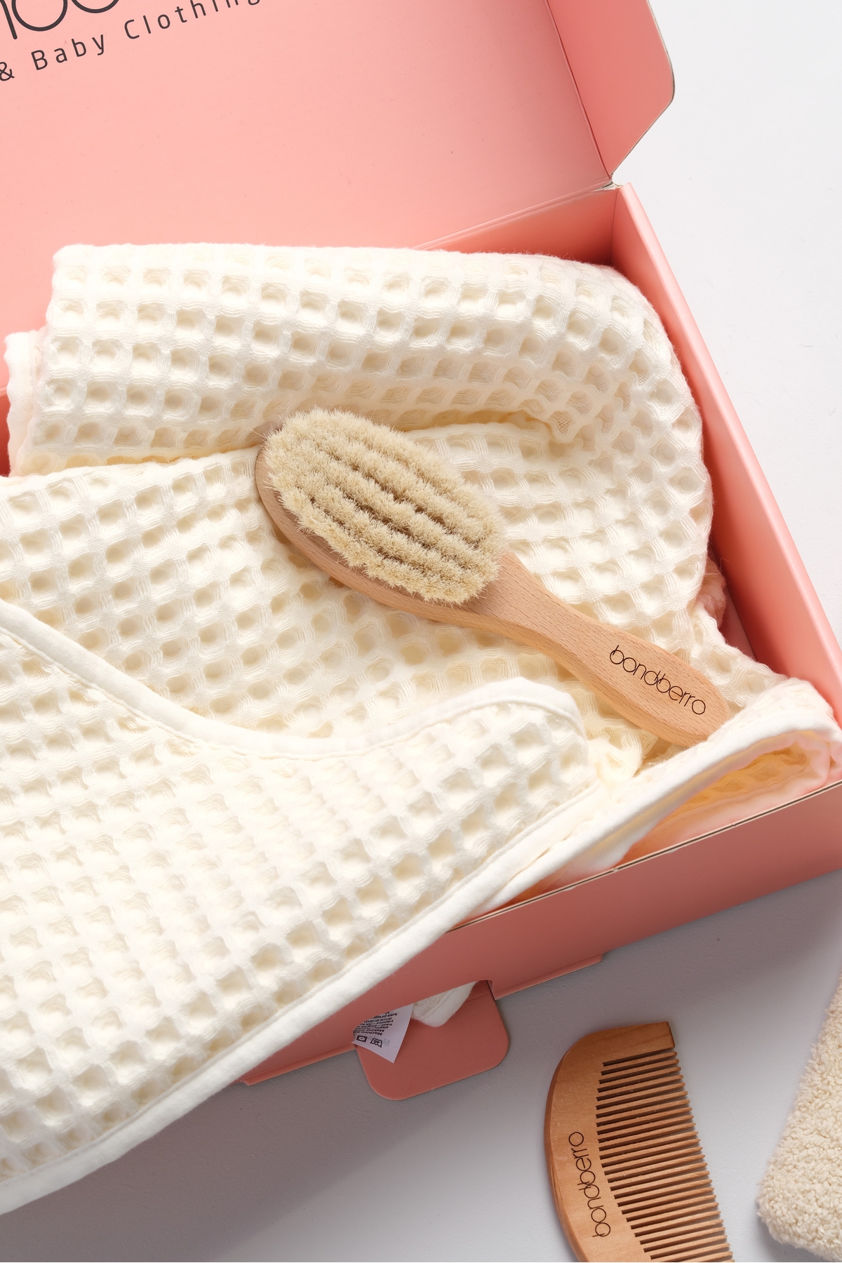 Bondberro %100 Pamuklu Bebek ve Çocuk Bornoz Havlu ve Keçi kılı Fırça Tarak Kese Seti fotoğrafı 2 (önizleme)