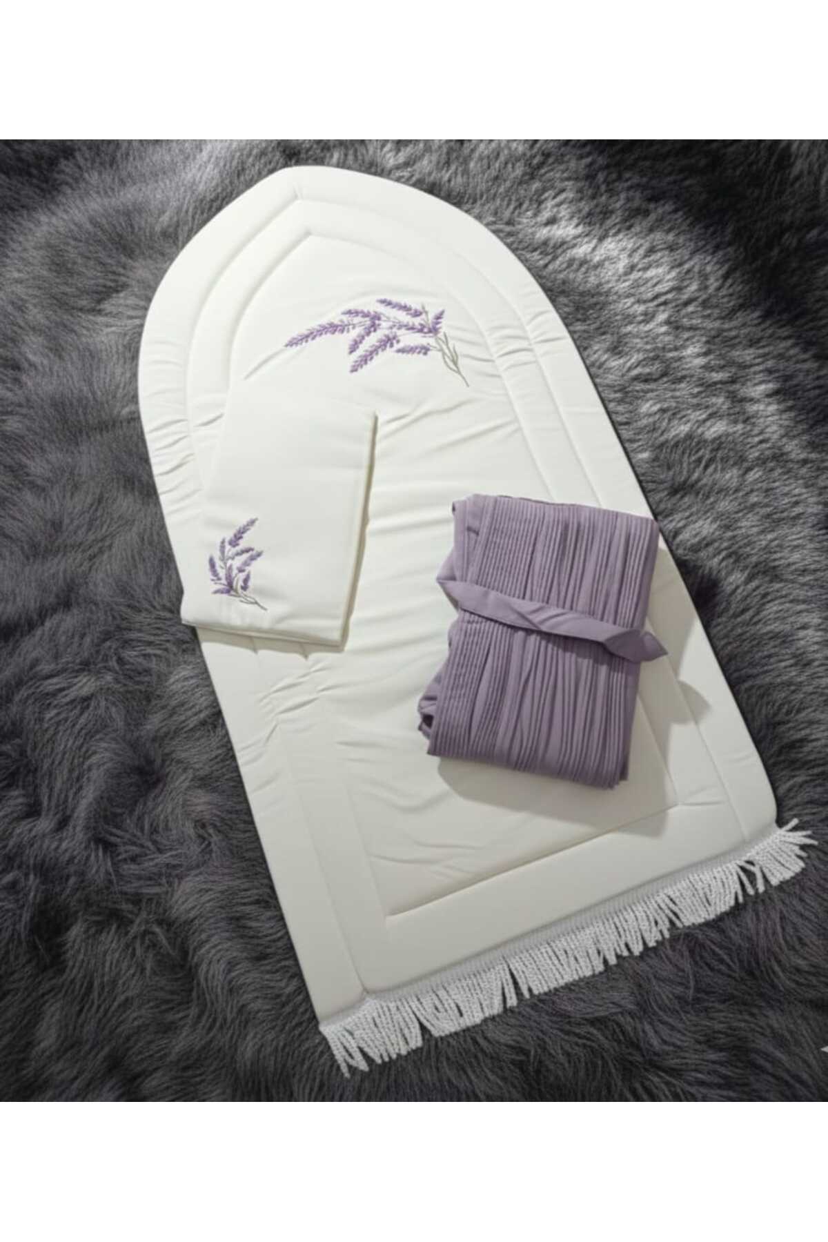 Elegant طقم صلاه ملكي مطرز مع شرشف