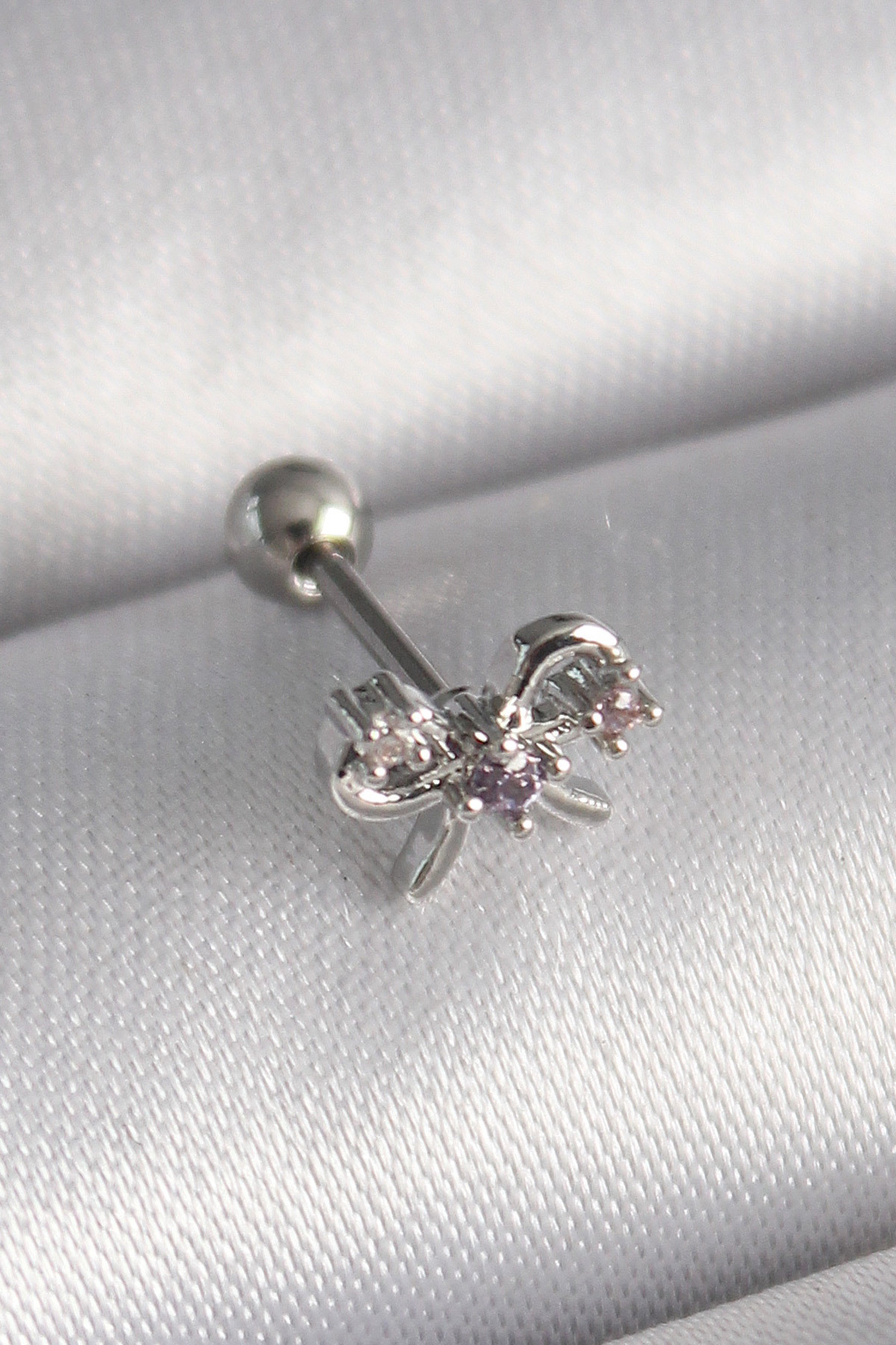 Skygo 316L Çelik Gümüş Renk Zirkon Taşlı Kurdele Tragus Piercing - TJ-PR1265