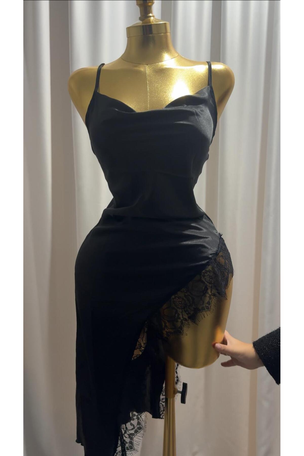 MH Moony Homewears Siyah Derin Yırtmaçlı Saten Gecelilk