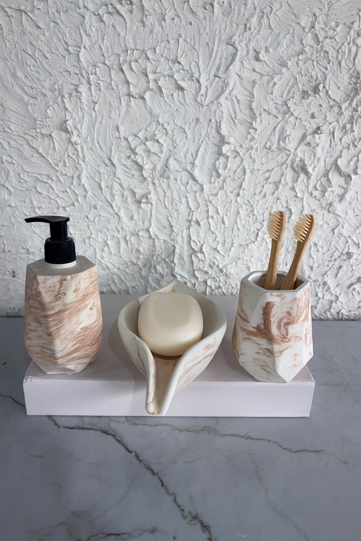 Decorative 3-Piece Geometric Marble Pattern Bathroom Set Soap Dispenser Solid Soap Dispenser Toothbrush Holder Set