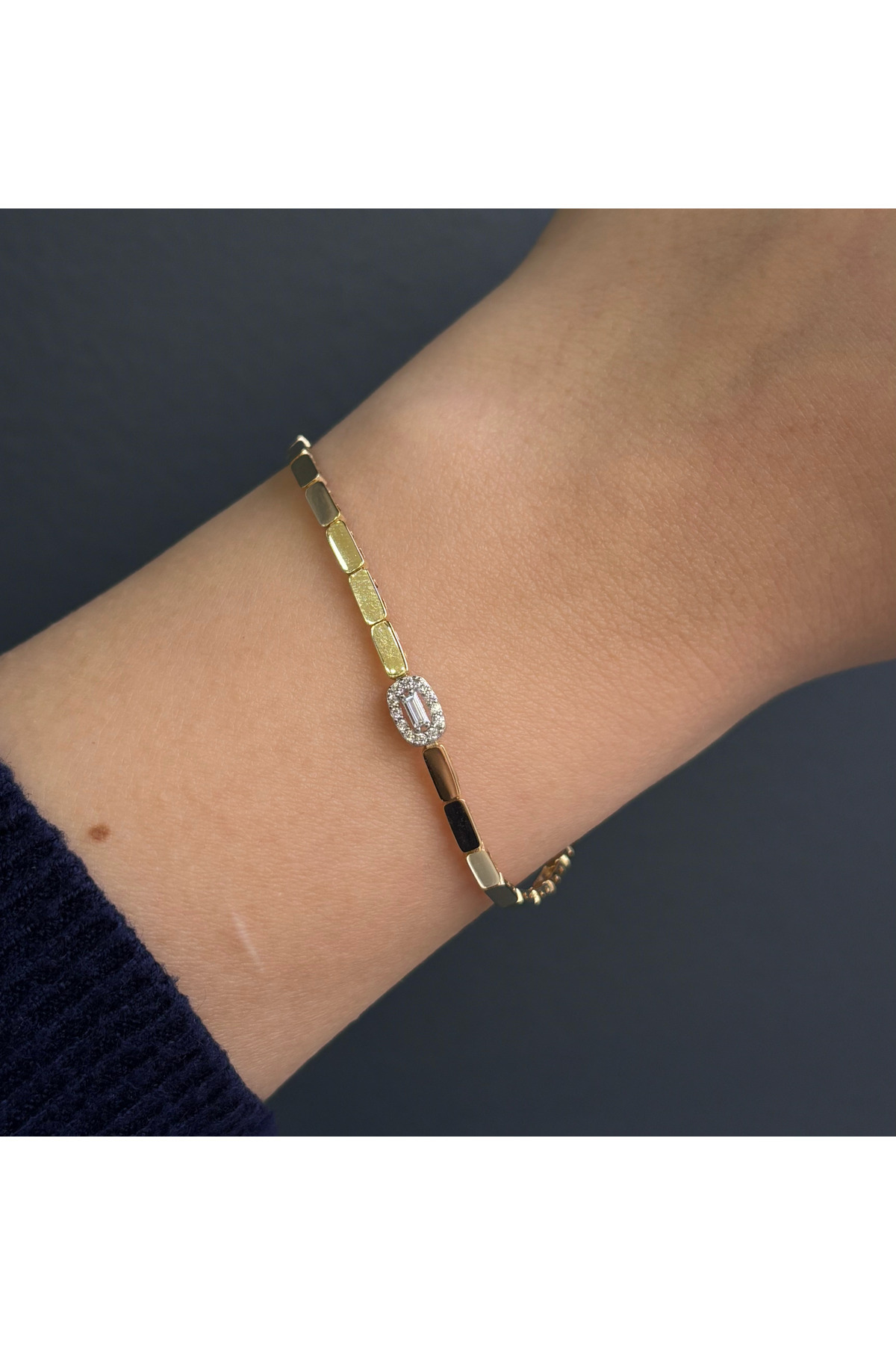 Has Kuyumcum 14 Ayar Altın Baget Bileklik