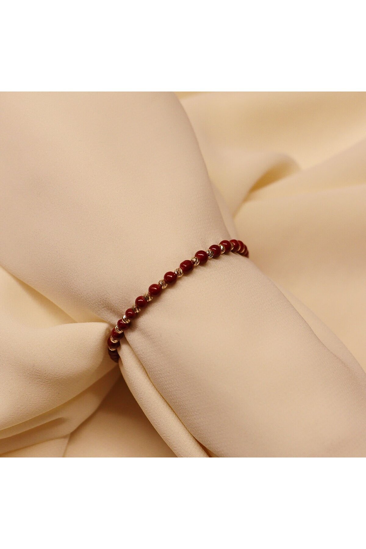 TAHAN MÜCEVHERAT 3 Mm Dorika Yıldız Taşı İpli Bileklik