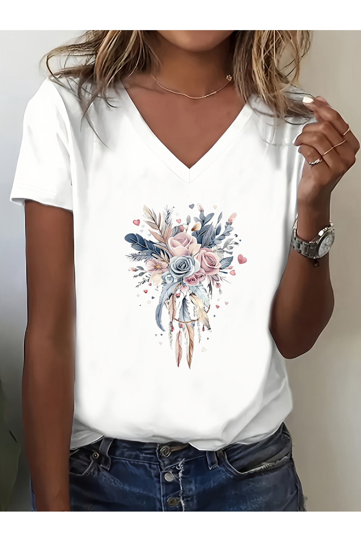 Floral Printed Regular V-Neck T-shirt