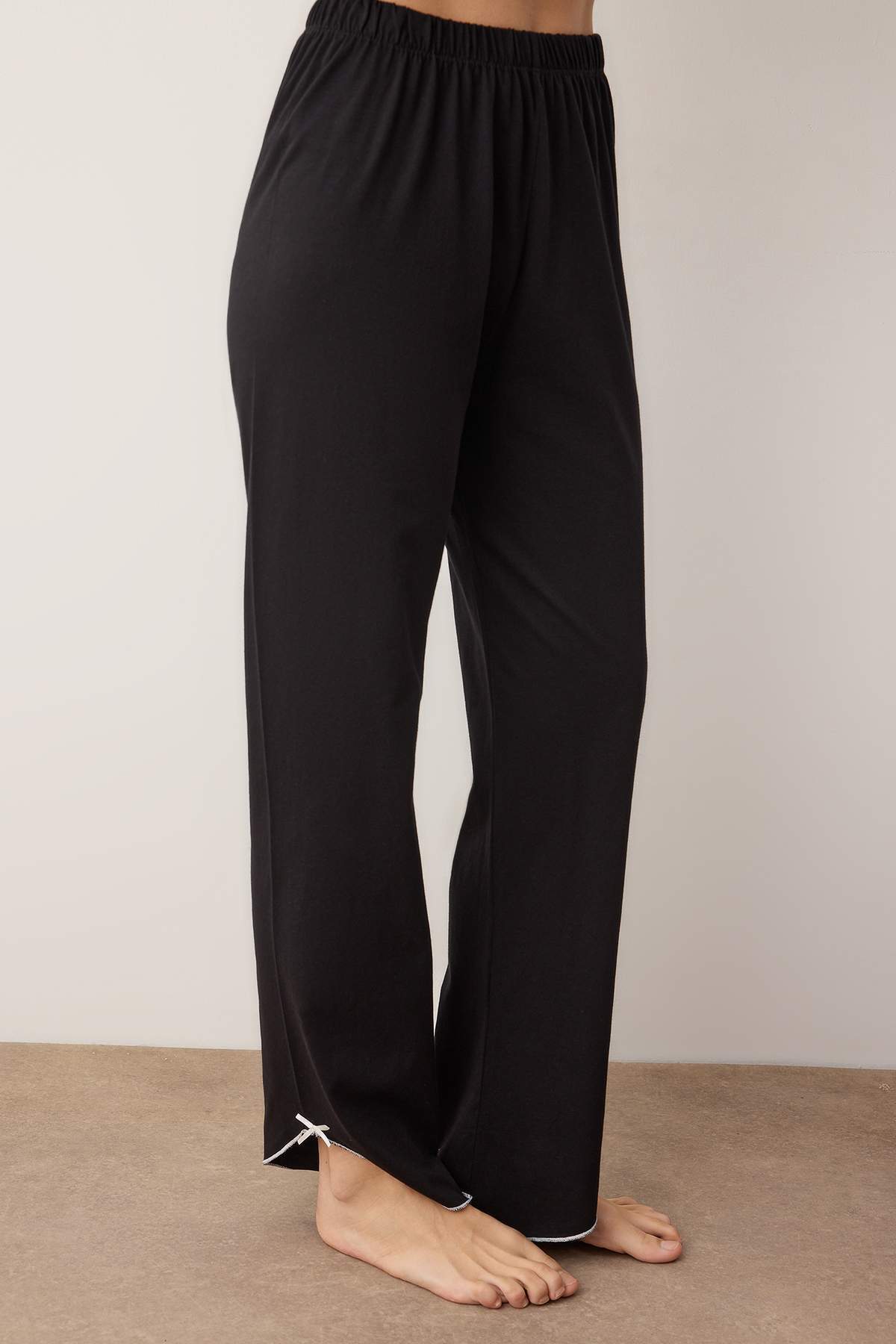 Trendyolmilla  Siyah %100 Pamuklu Baby Overlok ve Kurdele Detaylı Örme Pijama Takımı THMAW26PT00228 - Görsel 3