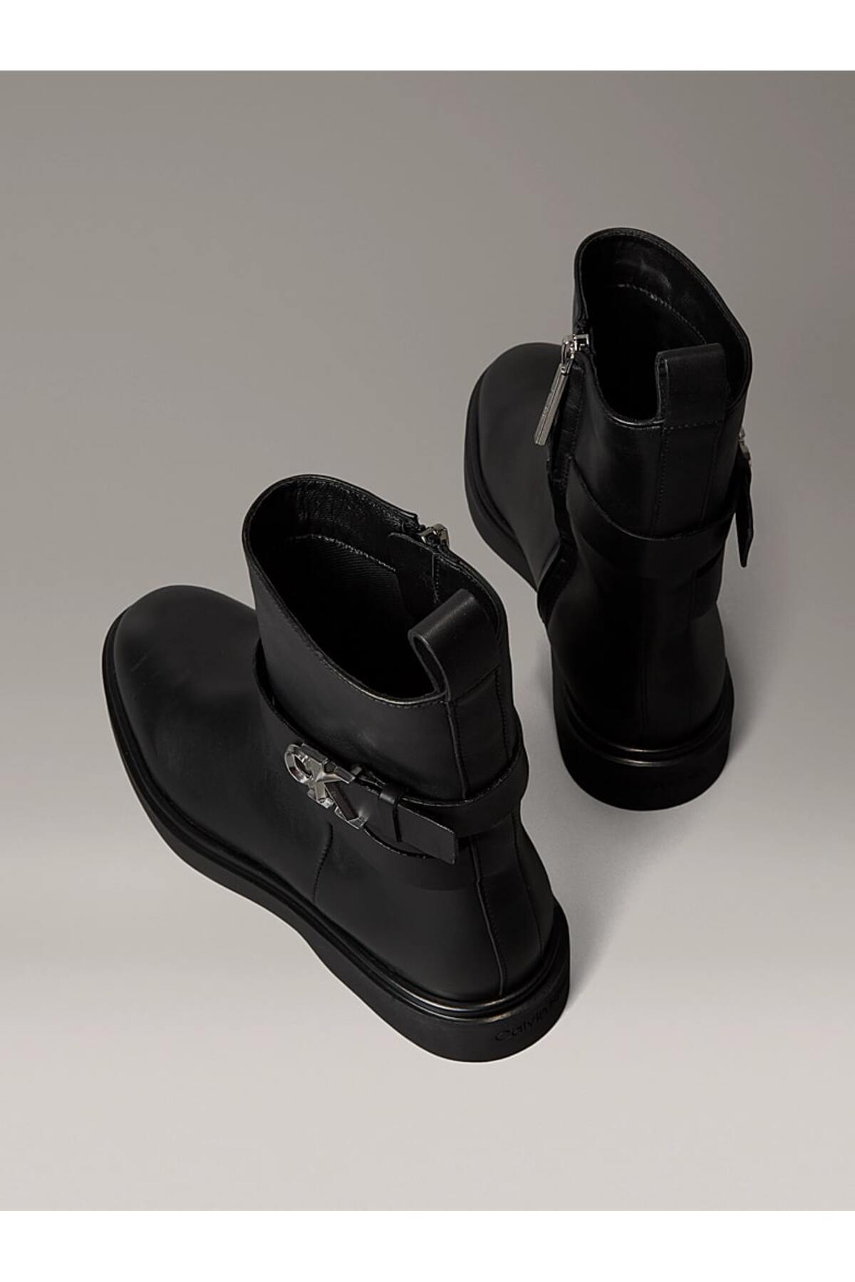Calvin Klein Metal Logolu Bilek Boy Kadın Siyah Bot HW0HW02663-BEH görsel 3