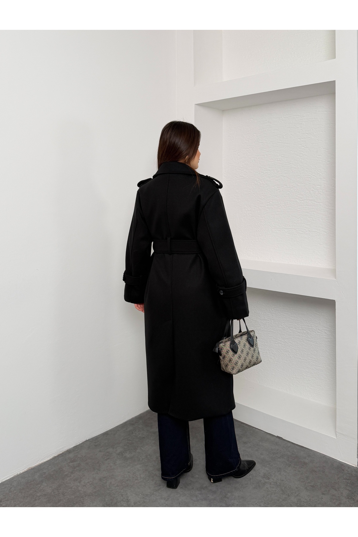 Perryes  Kadın Siyah Kaşe Kaban Uzun Kışlık Kuşaklı Şık Palto Mont - Görsel 6