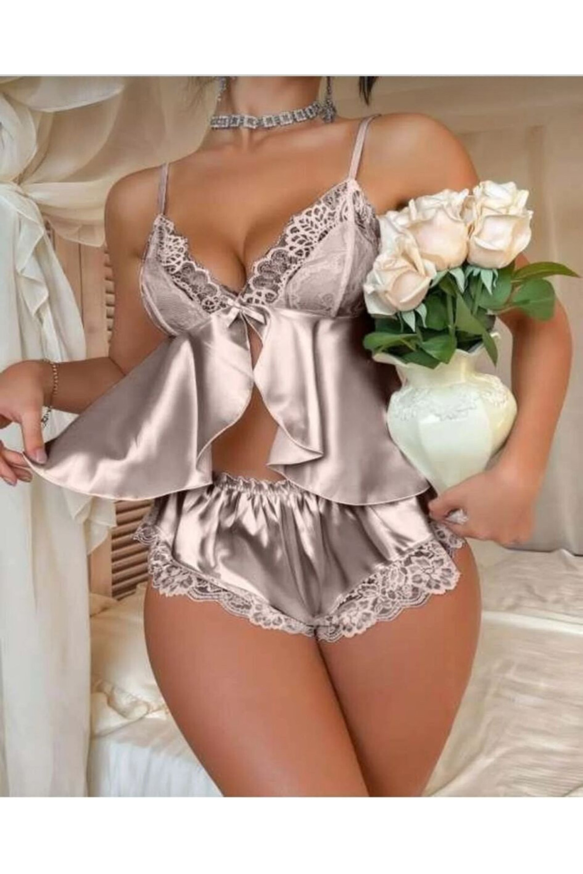 Pelife Underwear Saten Kısa Şortlu Gecelik Fantezi | Dantelli-Beyaz-Vizon-Saten-Kadın-Genç-Gecelik-Çeyizlik