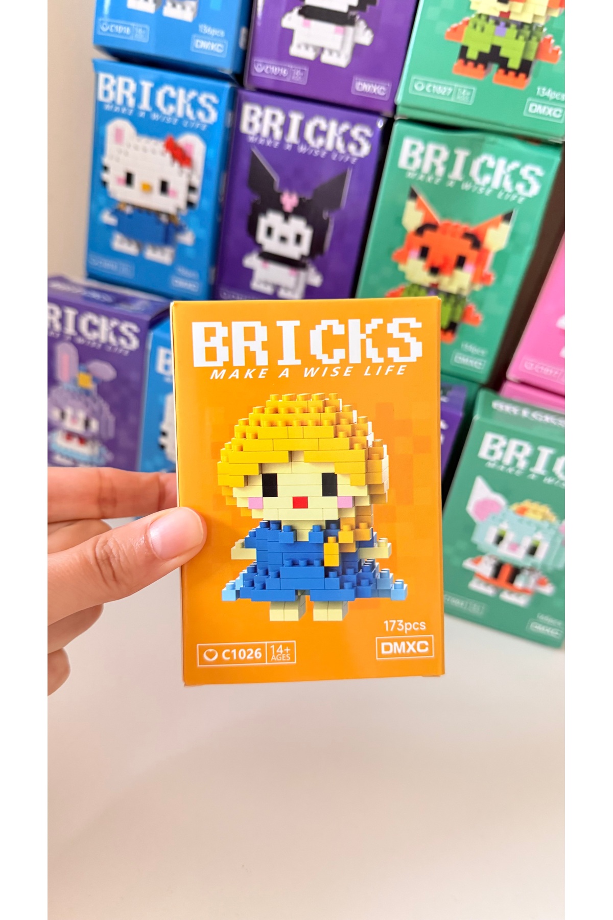 بازی ساختنی آجری، بسته ۳ عددی