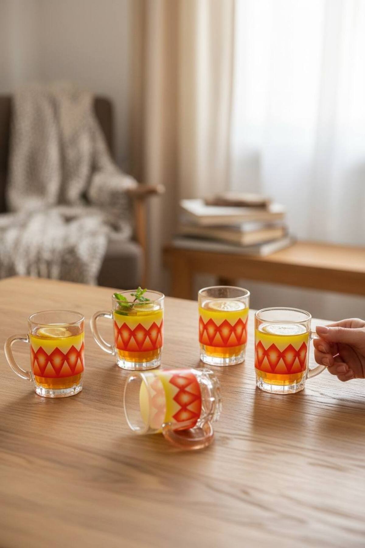 بيالات شاي غضار زجاج – كرت 6 حبات لون أحمر بتصميم...