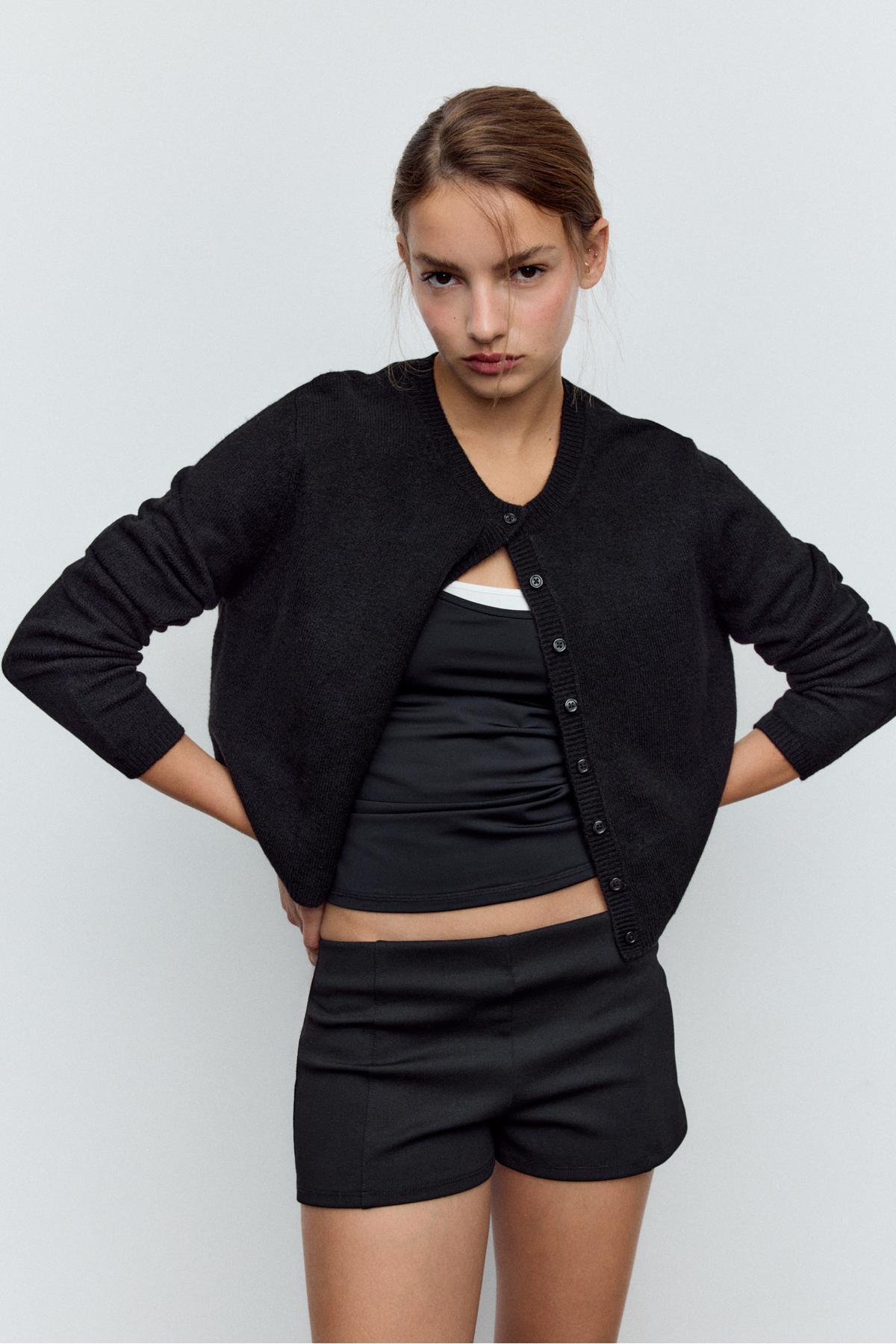 Stradivarius  Yumuşak Dokulu Düğmeli Triko Hırka - Görsel 3