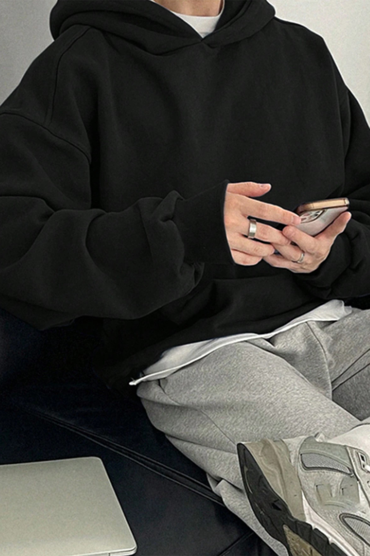 Unisex Oversize Bol Kesim Pamuklu 3 İplik Şardonlu İçi Polarlı Basic Siyah Kapüşonlu Sweatshirt