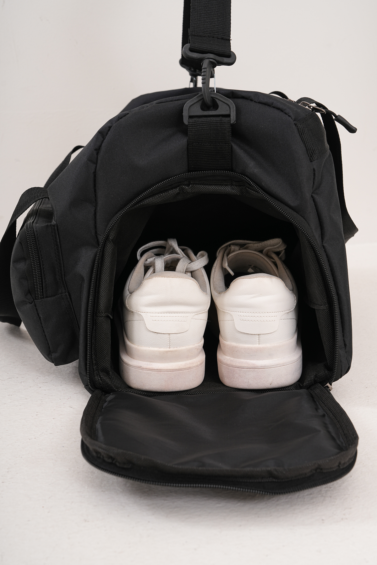 Boman  Önü Cepli Uzun Askılı Ayakkabı Bölmeli Geniş Hacimli Seyehat Fitness,Spor Çantası Kabin Boy Baskılı - Görsel 3