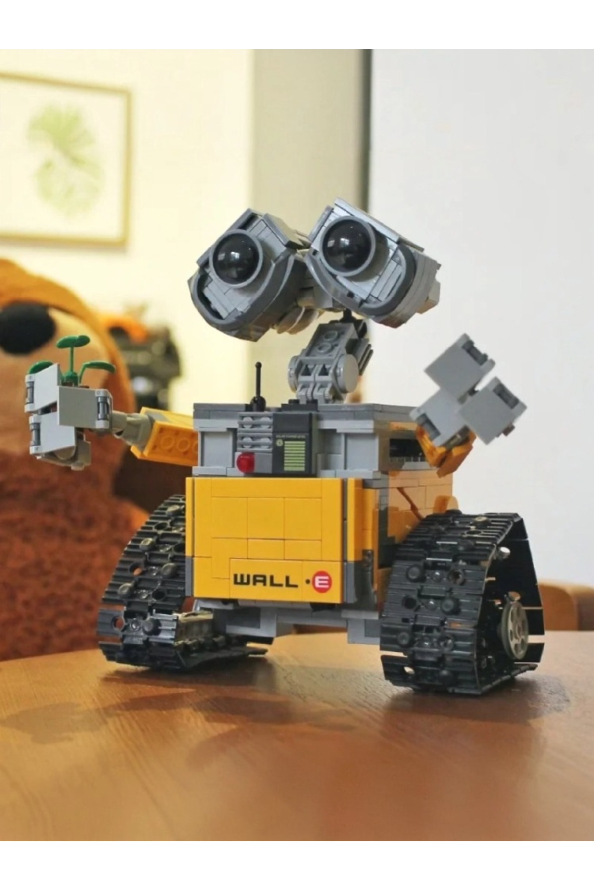 ۶۸۷ عدد بدون جعبه، ۶۸۷ عدد بلوک‌های ساختمانی ربات وا-والی، ربات مجموعه فیلم، سازگار با دکوراسیون خانگی