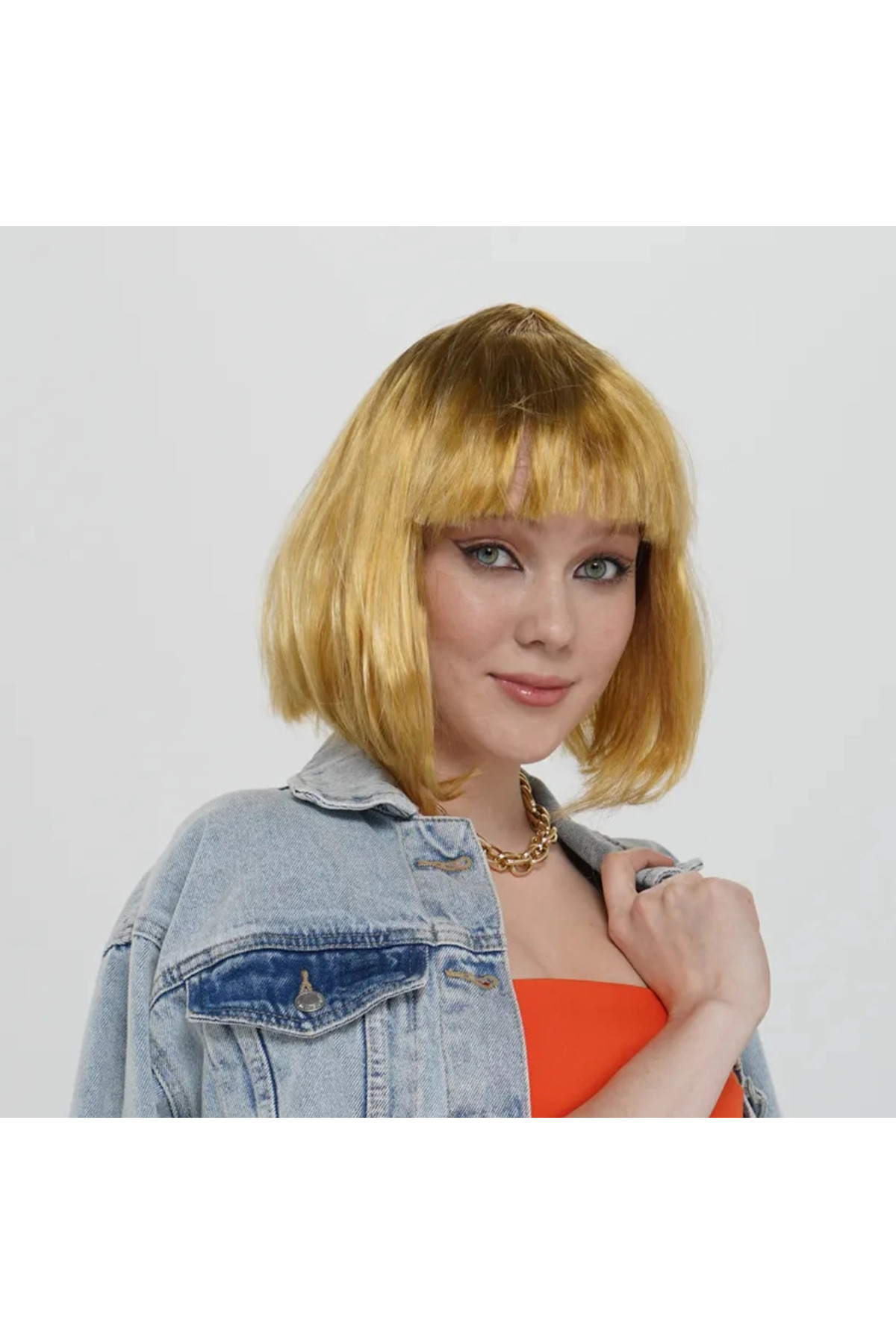 ویگ پارتی صاف و ضخیم، رنگ طلایی